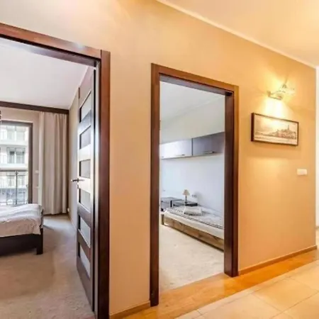 Urban Nest Duo Szafarnia 格但斯克