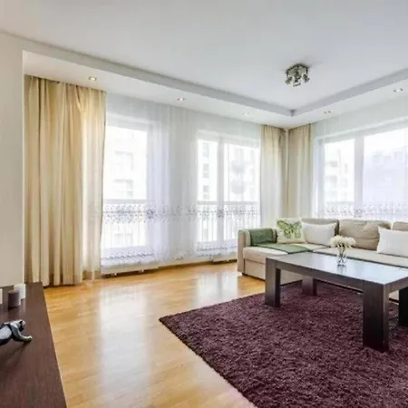 Urban Nest Duo Szafarnia *